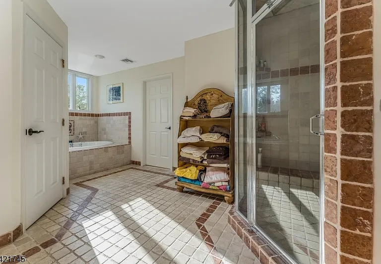 93 Bissell Rd #A — Photo 27