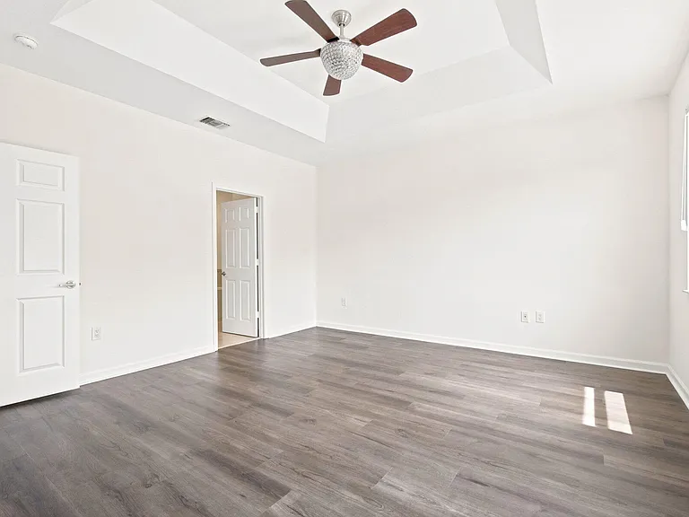 1224 NE 18th Ave #1 — Photo 16