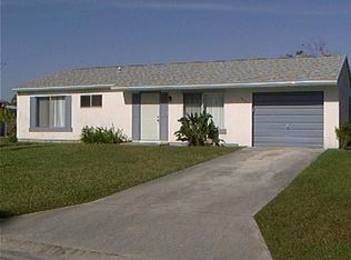 1918 SE Oxmoor Ter, Port Saint Lucie, FL 34952
