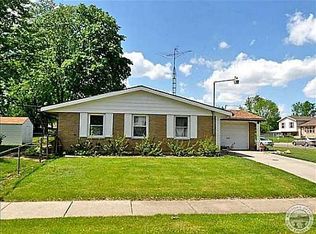 1915 Elmsford St, Springfield, OH 45506