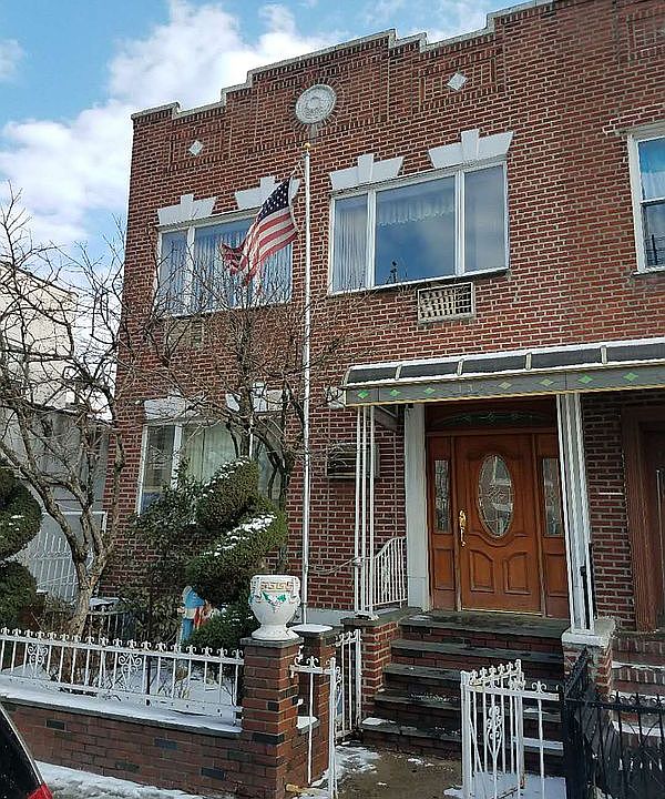 1st image of 13 Bay 22 St #1