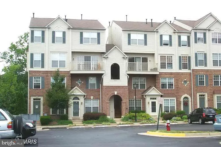 6035 Terrapin Pl Unit 301 photo 1