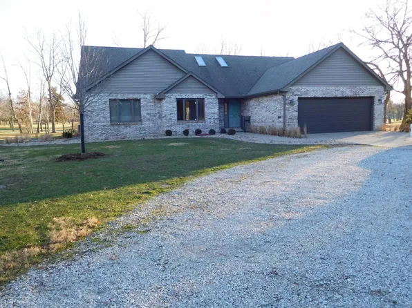 62 Nolen Dr, Decatur, IL 62521
