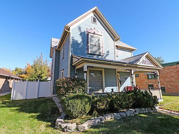 2nd image of 754 Grand Ave