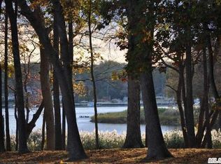 76 James Hawkins Rd, Moriches, NY 11955