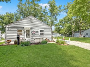1357 Fairlawn Dr, Rantoul, IL 61866