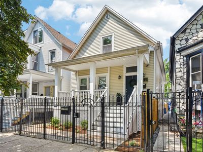 1924 N Lawndale Ave, Chicago, IL, 60647