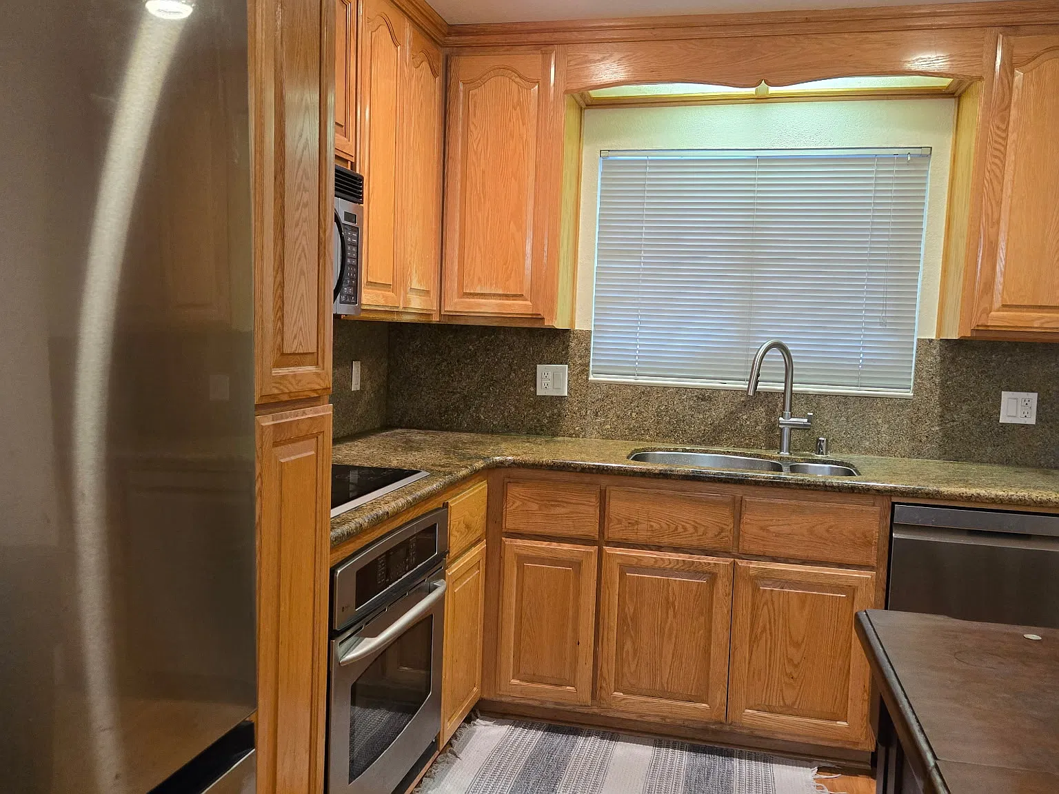 4 bed, 1150 sqft, $3,500 — Photo 3