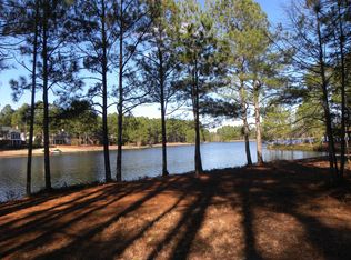 26 Loch Lomond Ct, Pinehurst, NC 28374
