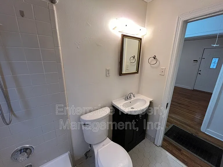 801 Bowen Cir — Photo 15