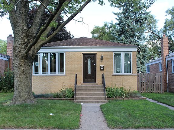 2nd image of 14305 Woodlawn Ave