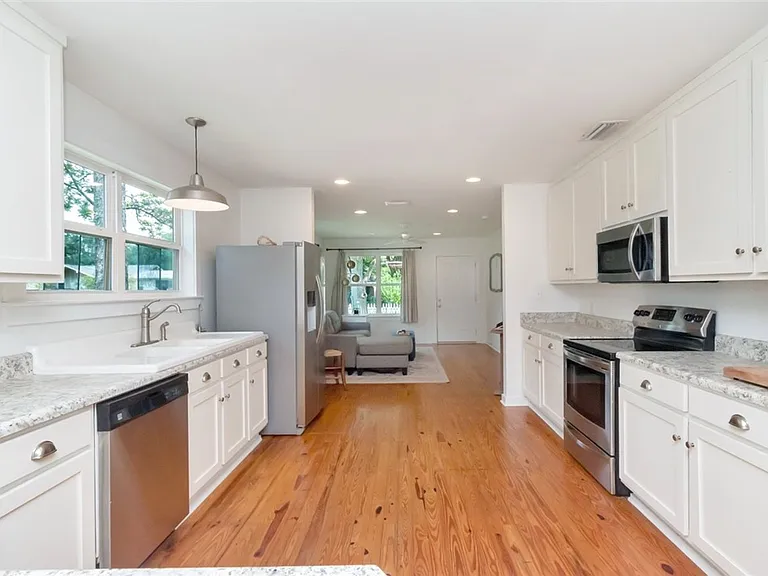 958 Pinemont Dr — Photo 15