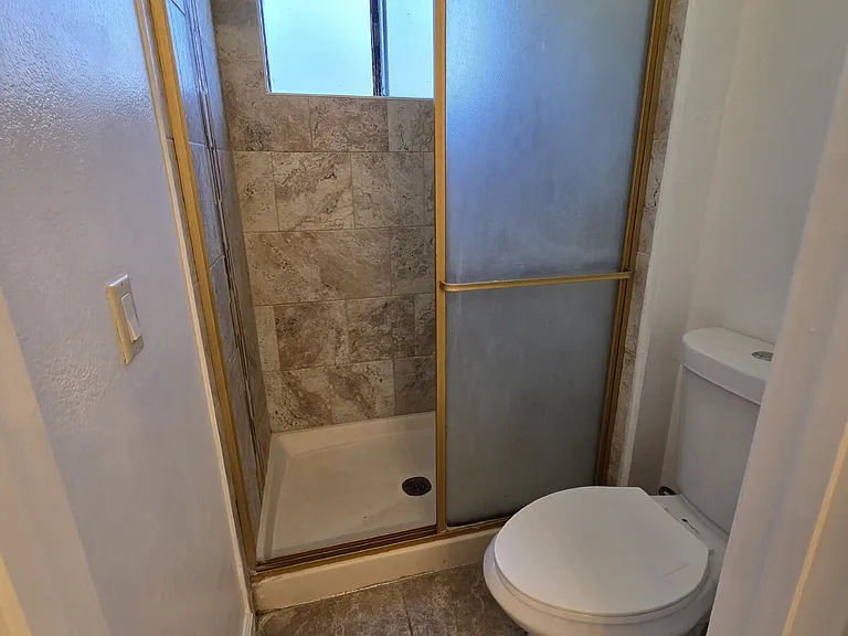 10020 Biscanewoods Way — Photo 4