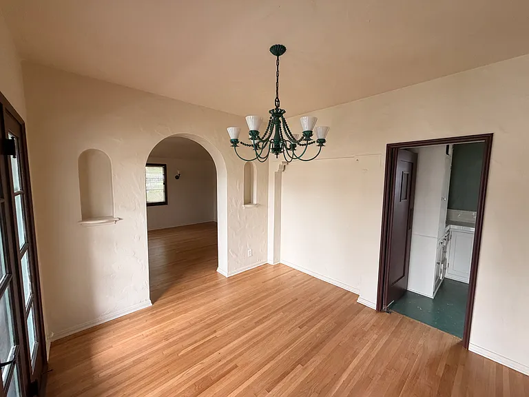 918 E Topeka St #2 — Photo 6