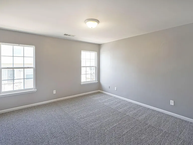 2217 Landing Walk Dr — Photo 13