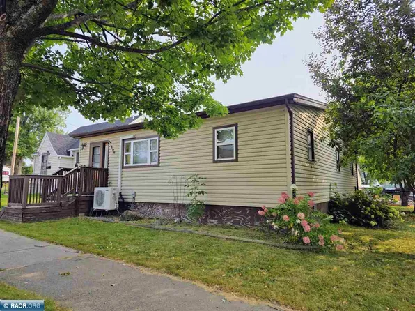 606 2nd St, Nashwauk, MN 55769