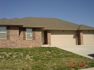 5409 W Basswood Ct, Springfield, MO 65802