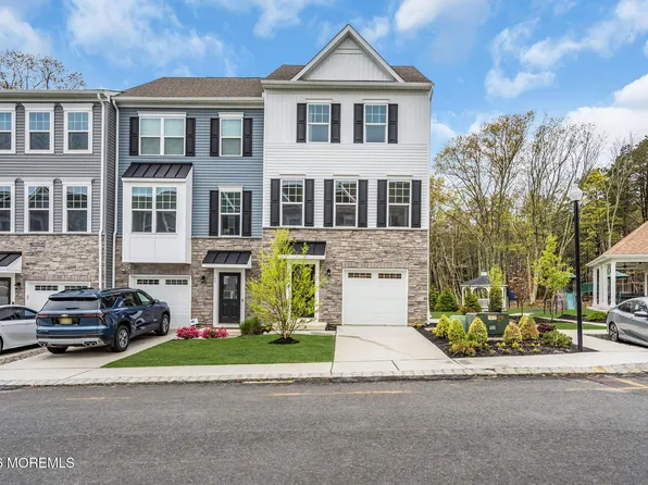 19 Halifax Road, Bayville, NJ 08721