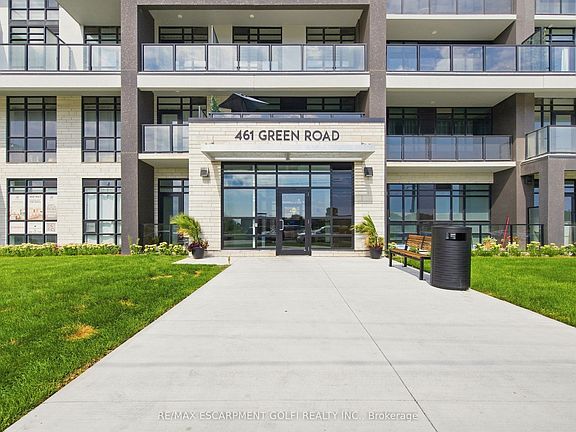 4th image of 461 Green Rd #921