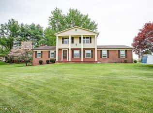 17526 Bates Dr, Hamilton, VA 20158