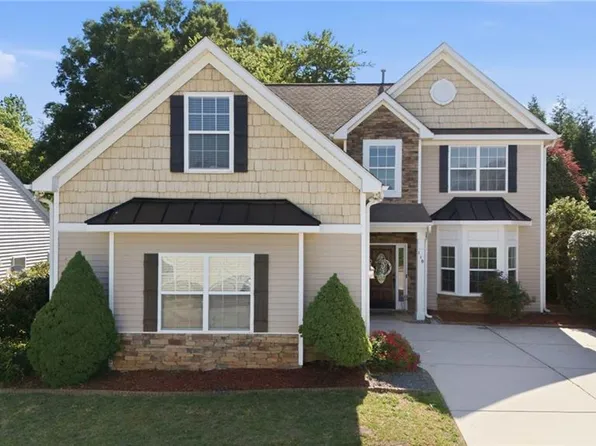 110 Kentland Ridge Dr, Kernersville, NC 27284