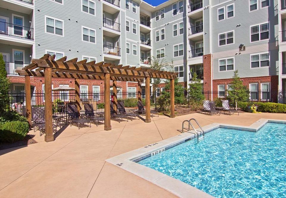 1st image of 2200 Parklake Dr NE #C2