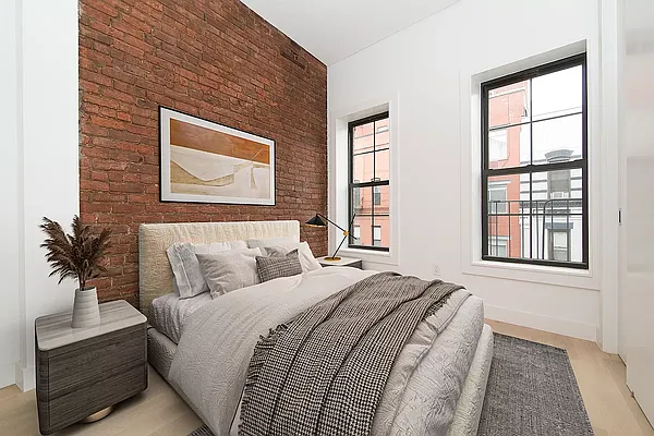 Rented by REAL New York | media 5