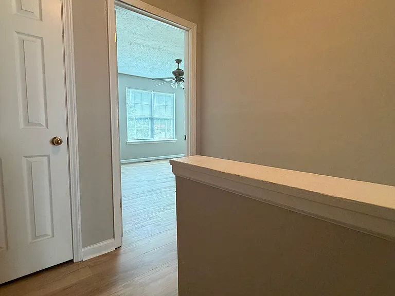 12 Point Place Dr — Photo 11
