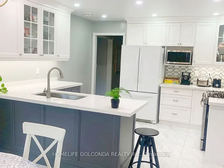 55 Leighland Dr #UPPER — Photo 3