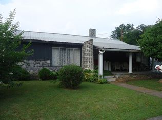 12 Gary Btm, Gary, WV 24836
