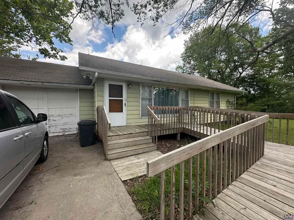 407 7th St, Americus, KS 66835