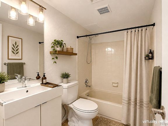 4th image of 8741 Dawson Street #204