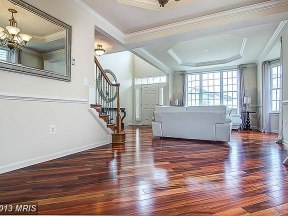 4th image of 43412 Barnstead Dr