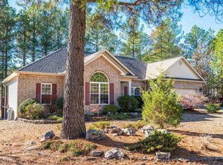 8 Elcano Dr, Hot Springs Village, AR 71909