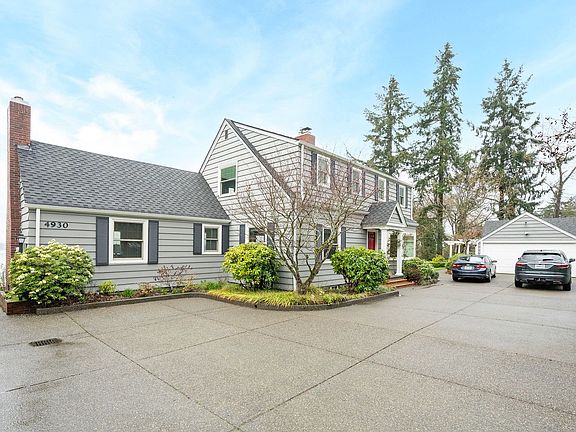 4th image of 4930 Harbor View Dr NE