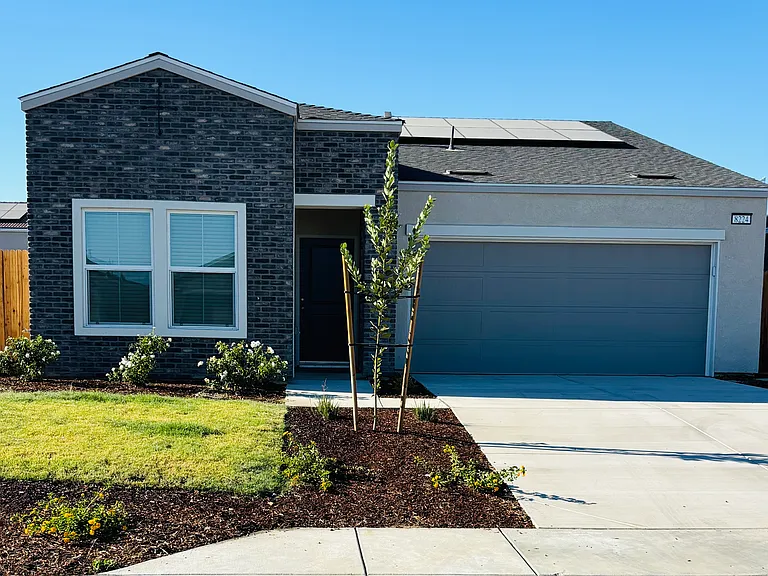 8224 Wandesford Dr — Photo 1