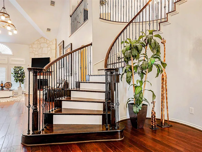 20307 Cortina Valley Dr — Photo 4