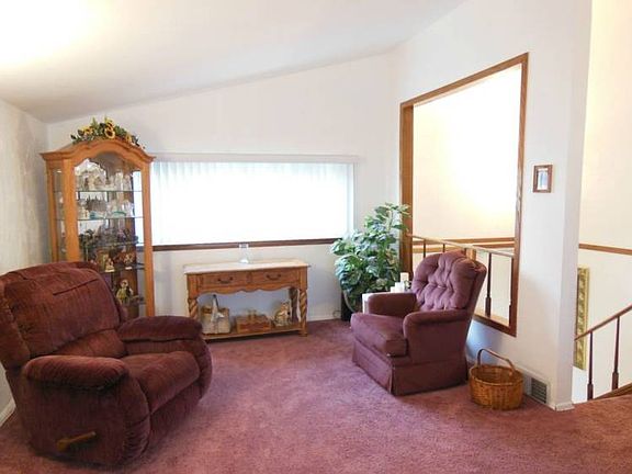 5th image of 4501 Quincy Dr