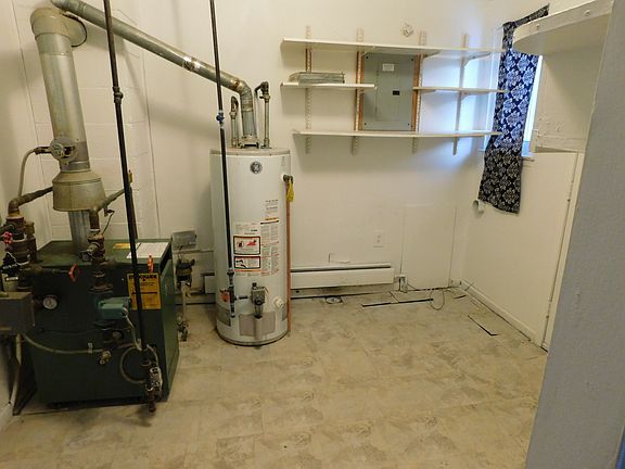 3rd image of 13111 Sidonie Ave
