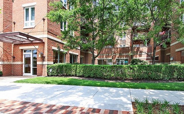 1st image of 5040 Warren St APT 203