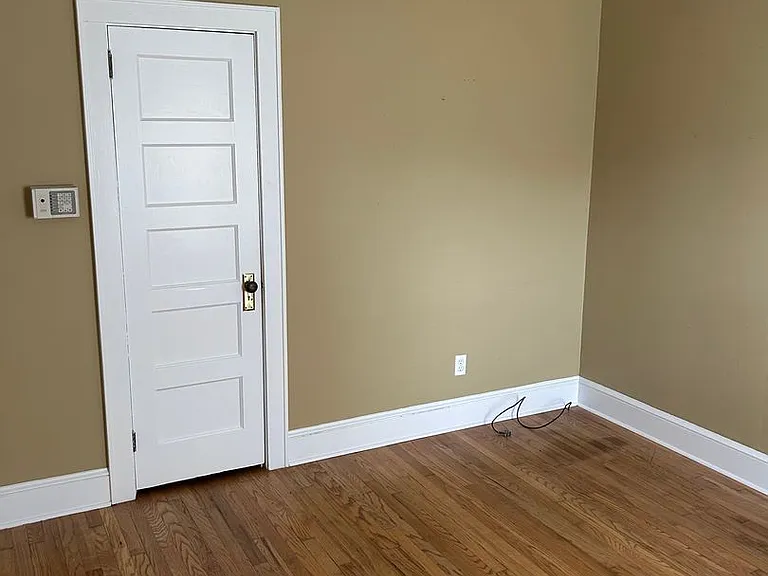 900 Laurel St — Photo 28
