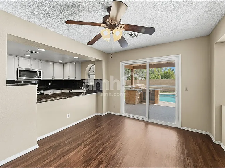 1474 Lodgepole Dr — Photo 5