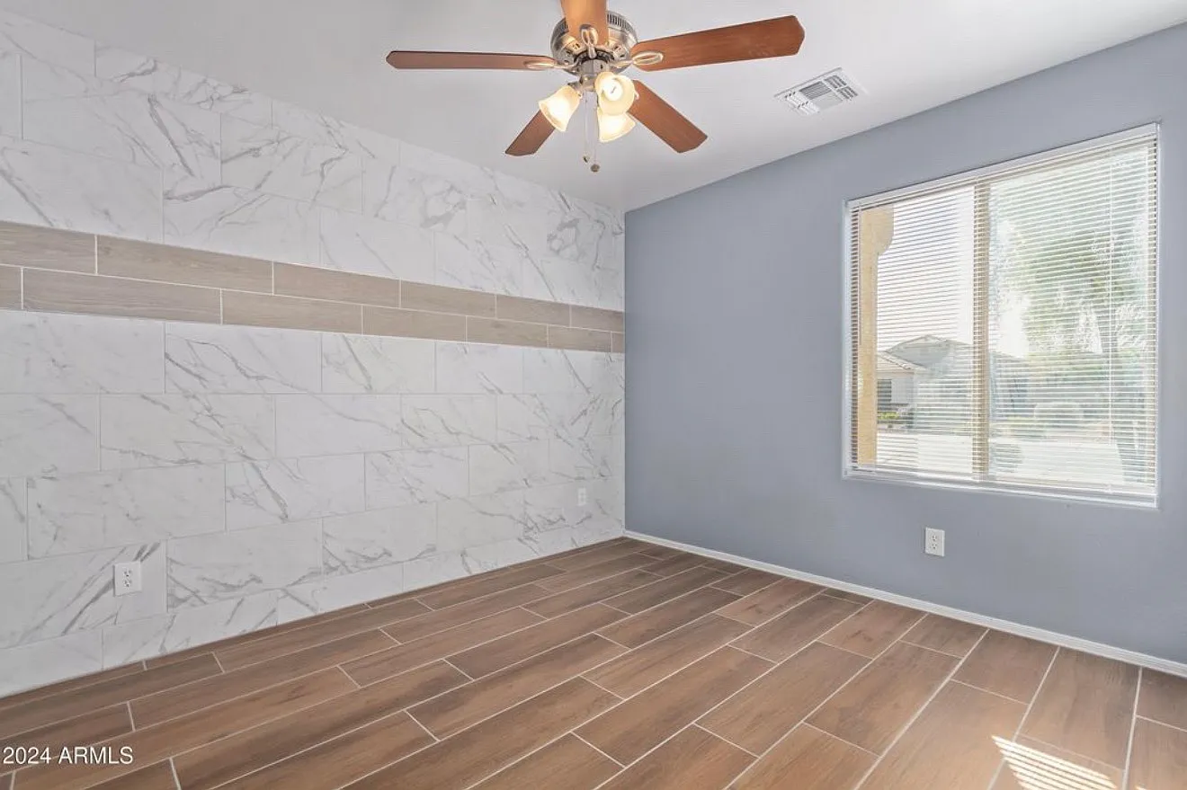 4644 W Lemon Ave — Photo 4