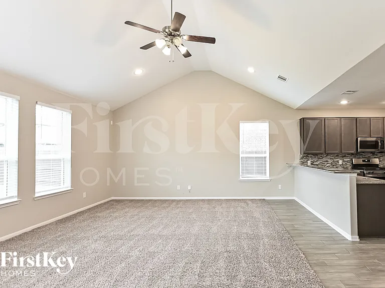 15319 Kinord Run Dr — Photo 4