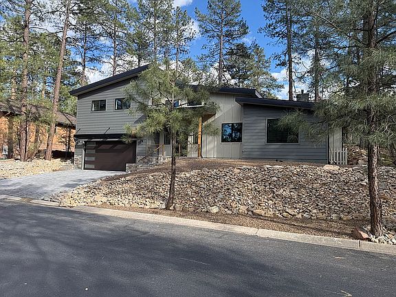 3rd image of 1147 E Timber Ridge Rd