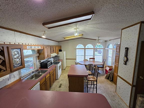 4th image of 20403 County Road 1 Rd #5
