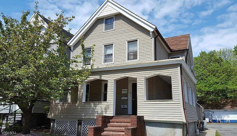 1st image of 67 Ashland Ave