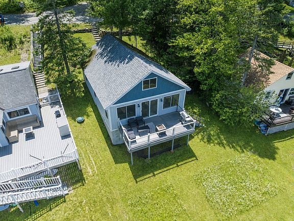 2nd image of 36 Tamarack Rd