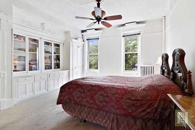 1st image of 530 Hancock St