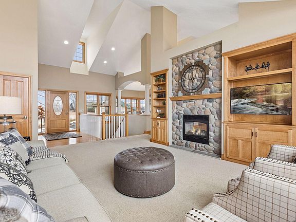 5th image of 7900 Wind Ridge Trl